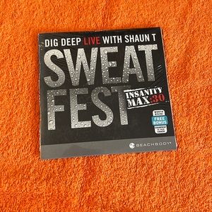 Beachbody Insanity Max 30 bonus disc NEW
